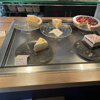 veganer Kuchen: Apfel-Quarktorte, Käse-Aprikosentorte  at das kleine röstwerk in Hildesheim