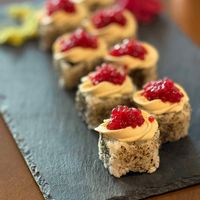   at Dobro Top Vegan   in Dubai