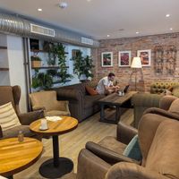  at Graffiti Café in Ystad