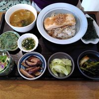 Set menu rice with seasoned vegetables at Obuthan in Busan