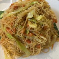 Bee hood noodles  at Su Xiang - 素香 in Central Singapore
