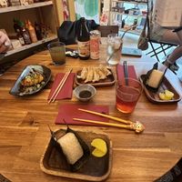 Entrés : gyozas aux légumes, onigiris et croquette de patate douce   at Wabi Sabi in Liege