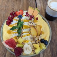 Mango Bowl at Kaffee auf Hawaii - Brunch & Chill in Mannheim