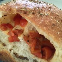 Tomato confit focaccia at Umm Umm in Tainan