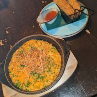 Spätzle und Mozzarellasticks at DILL Vegan Gastronomie in Augsburg