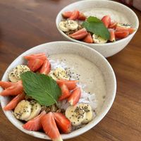 Smoothie bowl   at Ivy Cafe  in Gianyar