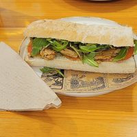 Bocadillo vegan (vegan sandwich) at Patchwork in Barcelona