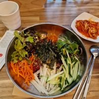 Kalte Nudeln mit scharfer Soße at Vegan Insa - 비건인사 in Seoul
