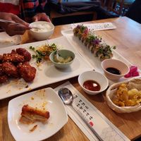 Sushi and korean fried chicken at Vegan Insa - 비건인사 in Seoul