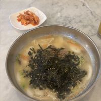 Rice cake dumplings soup   at Vegan Insa - 비건인사 in Seoul