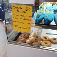  at treemans store, bakery & coffee in Munich