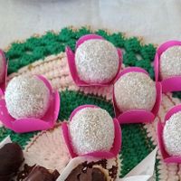 Beijinhos at Vpop Vegan in Londrina