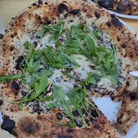 Vegane Trüffelpizza at La Pâte à Pizza in Marseille