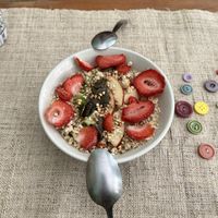 homemade granola with fruit and yoghurt  at Mange.Voyage.Aime in Nice