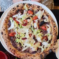 Pizza Veganella at Luigia in Opfikon