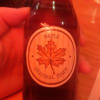 House maple syrup at La Desayuneria - Barbieri in Madrid