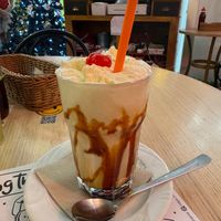 BANANA MILKSHAKE at La Desayuneria - Barbieri in Madrid