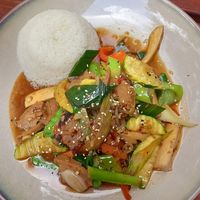 #54 vegan chicken in the wok 11,90€ at The Vegan Monkey in Berlin