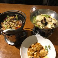 These pots all a bit too oily  at Zǎozǐ Shù - Vegetarian Life Style - JiangNing in Shanghai