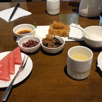 Some snacks from the kitchen and cold tofu rolls at Zǎozǐ Shù - Vegetarian Life Style - JiangNing in Shanghai