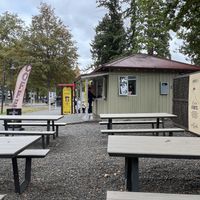 Outside seating  at Pj's Pies in Hanmer Springs
