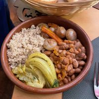 Contorno misto (quinoa, beans, onions and carrots with sweet sour sauce, curry fennel  at Il Piatto Sbeccato in Udine