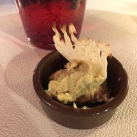 Pre antipasto di hummus  at Il Piatto Sbeccato in Udine