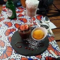 Vegan fondant and vegan hot chocolate from Madagascar at Bistrot and Chocolat in Strasbourg