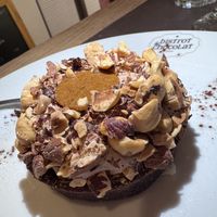 Crostatina con mousse alla nocciola  at Bistrot and Chocolat in Strasbourg
