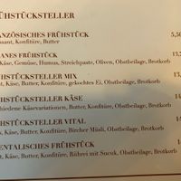 Frühstücksoptionen  at Café September in Berlin