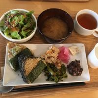 delicious vegan platter - 1000¥ at Genmai Cafe in Osaka
