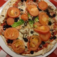 garden vegan pizza at NonGlutén Pizzéria  in Budapest