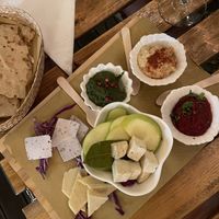 Tabla de quesos vegana  at ARUTAS Bistrot and Cocktail Bar in La Maddalena