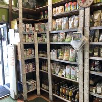 Shelves at La Canela Biocentro in Madrid