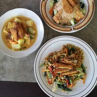 Kare noodles, gado-gado at Siboghana Waroeng in Ubud