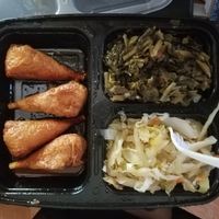 bbq drumsticks, collards, and cabbage at Elife in Capitol Heights