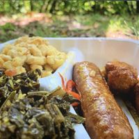 Lunch including mac n cheese + greens. Wonderful!! 🌱  at Elife in Capitol Heights