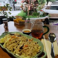 Fried noodles at Xiafei Valley Fashion Vegetable Cuisine - 霞飛谷時尚蔬食料理 in Hualien