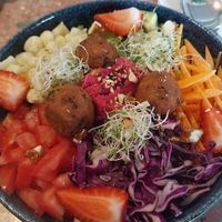 Rainbow bowl at Satiba Therapy Coffee Shop in Arequipa