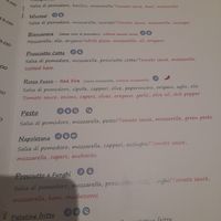 Spicy cheese-free pizza with veggies at Veciu Muin in Riomaggiore