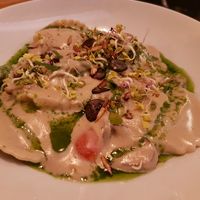 Ravioli mit Egerlingen, Sellerie und grünem Spargel  at Gratitude Restaurant in Munich