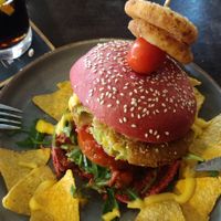 Avocado burger at Herberg de Drie Linden in Drunen