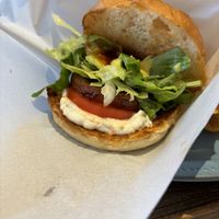 Bbq burgerrs  at Luna Burger  in Kamakura