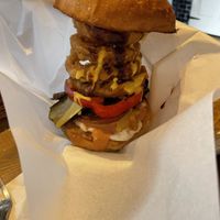 Kamakura bbq burger   at Luna Burger  in Kamakura