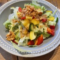 Side salad  at Luna Burger  in Kamakura