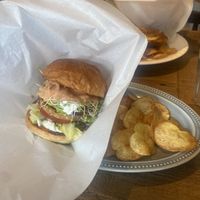 10/10 burger  at Luna Burger  in Kamakura