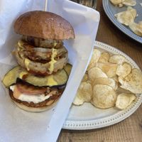 Kamakura Bbq burger   at Luna Burger  in Kamakura