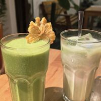 Banana/ kale/ pineapple coconut smoothie & matcha latte at Phyto Bistro in Nha Trang
