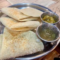 Poppadoms & chutney   at En Root in South West London