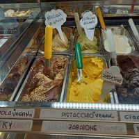 Pistachio and hazelnut vegan at Il Gelatiere di Porta Romana in Milan